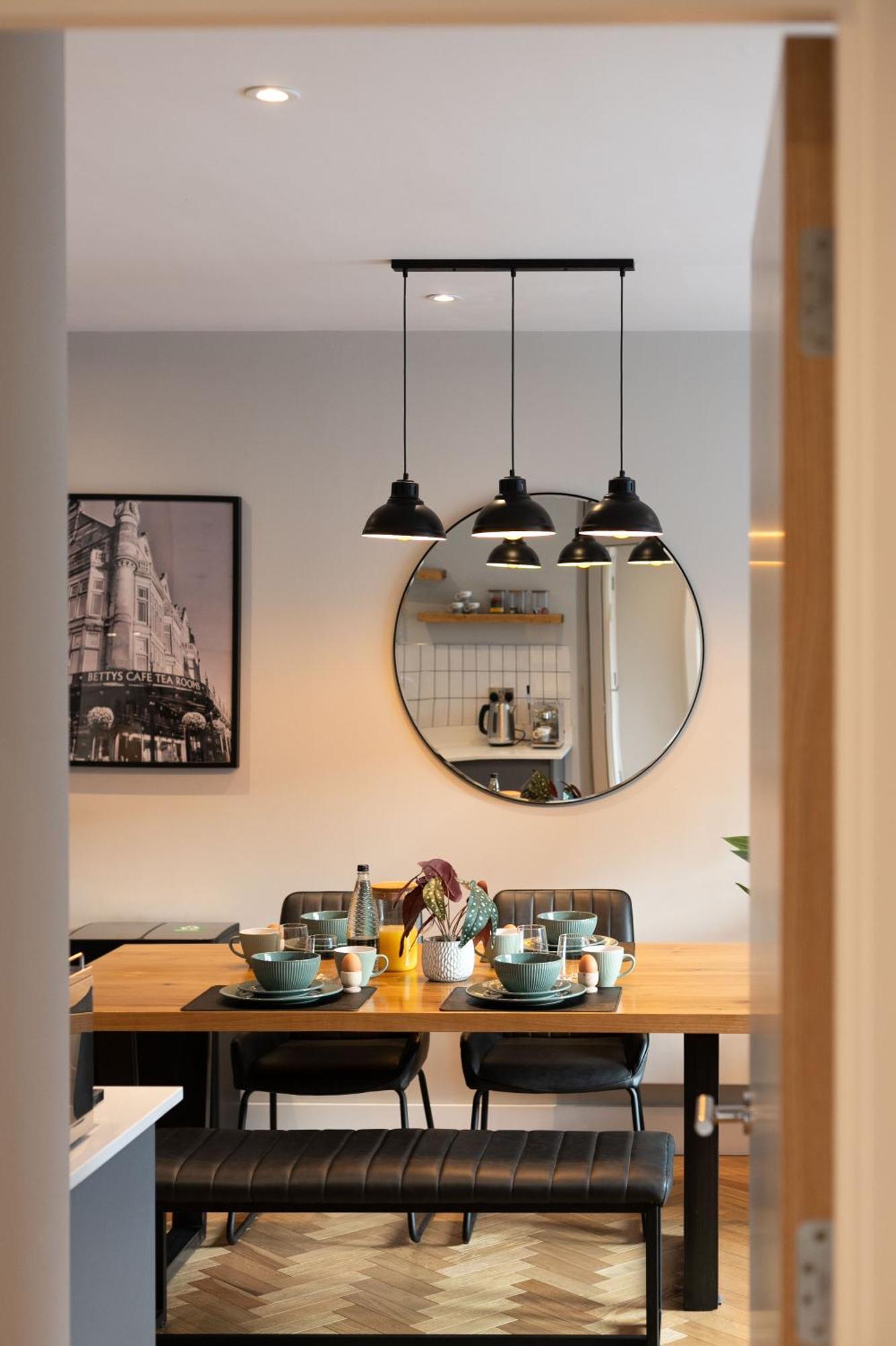 Апартаменты Lambert House Two Харрогейт Экстерьер фото